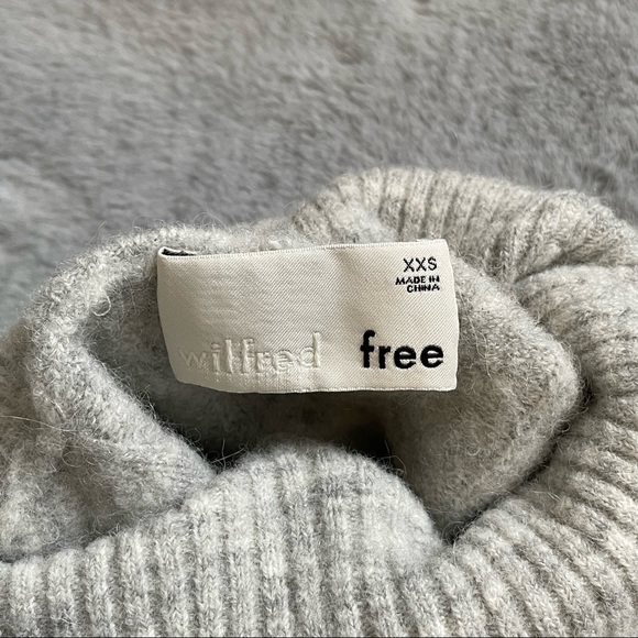 Wilfred Free Turtleneck Wool Sweater - Picture 4 of 4